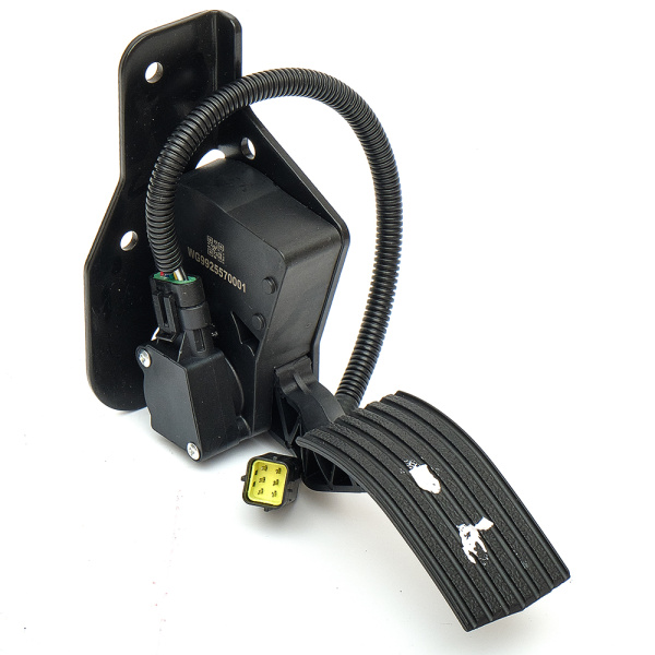 Педаль газа электронная HOWO A7 WG9925570001