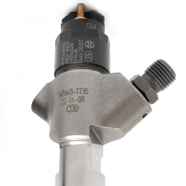 Форсунка топливная 357 BOSCH HOWO А7 0445120357 WG103408002 (2)