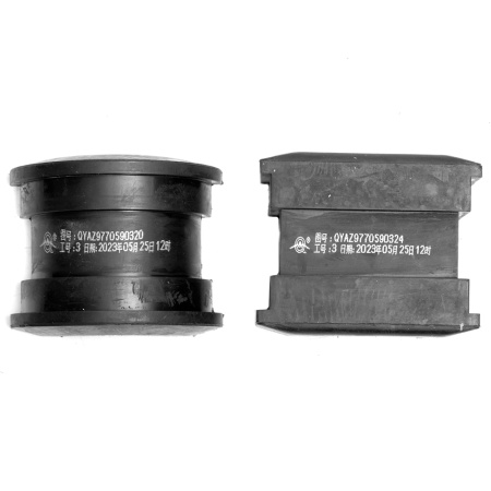 Втулка крепления КПП к-т HOWO QINYAN (2)