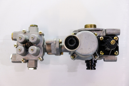 Корпус влагоотделителя FAW (Джифан)