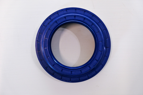 85-145-12-37 сальник хвостовика задний AC16MAN (2)