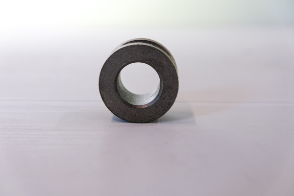 Втулка кронштейна передней рессоры переднего SHACMAN F3000 QINYAN (2)