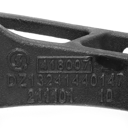 Кронштейн замка кабины L SHACMAN X3000 DZ13241440147 (2)