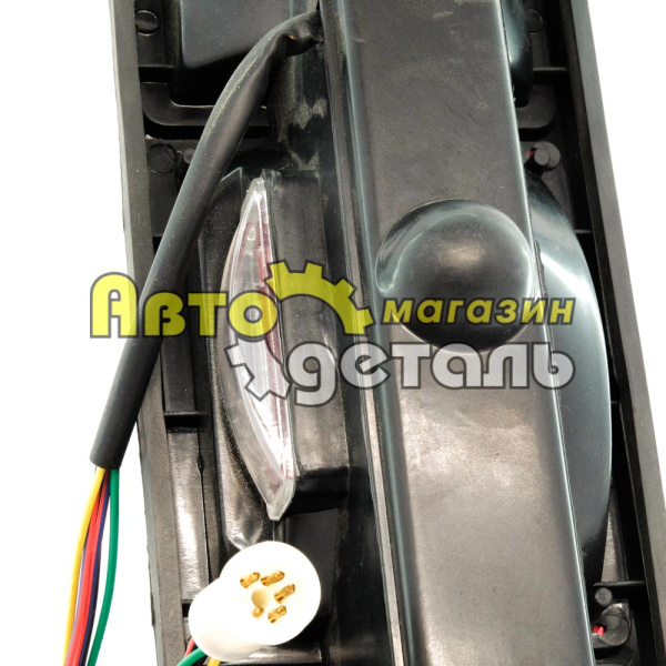 Фонарь задний L XCMG кран 25т 10200060